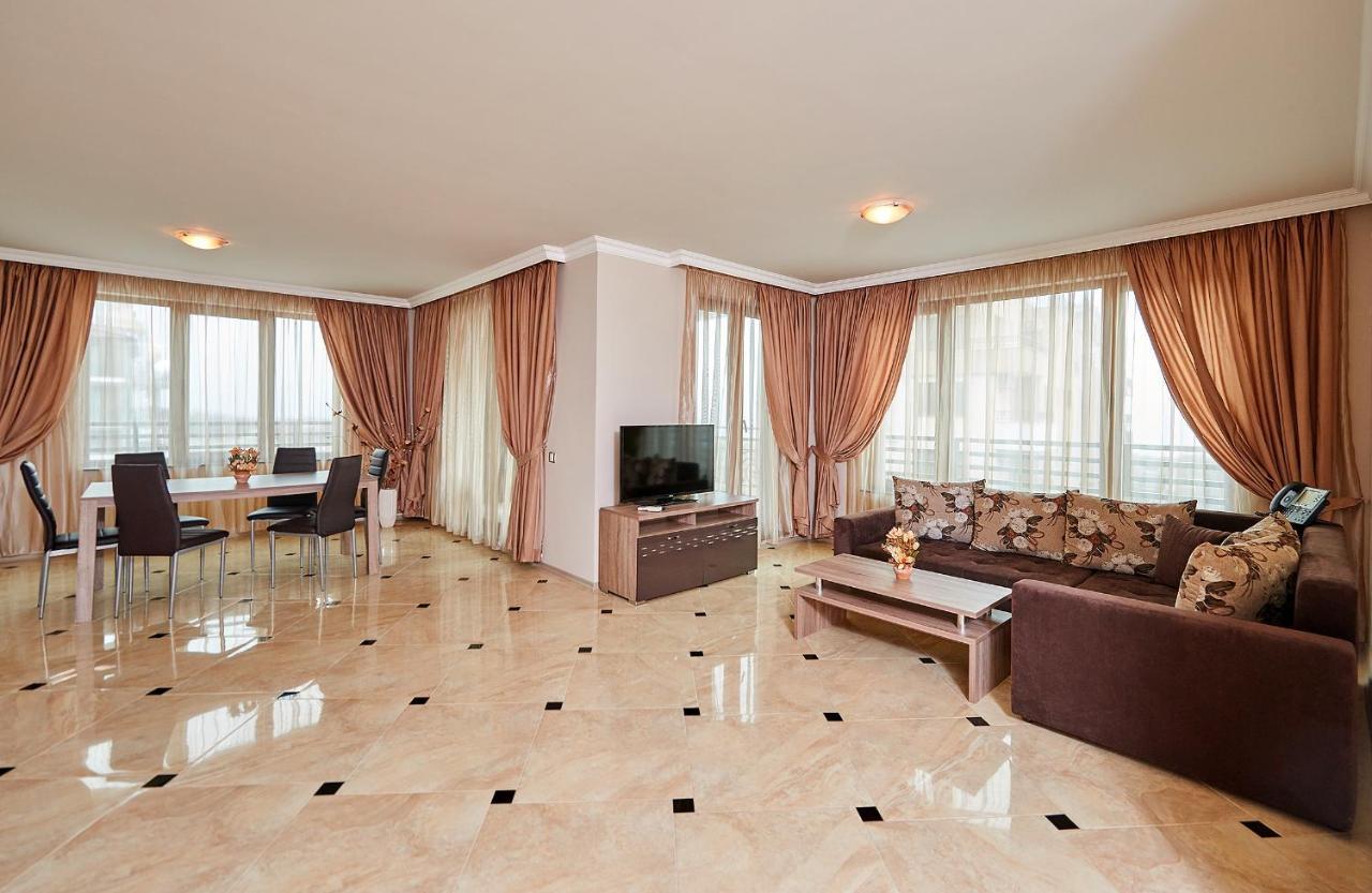 Aparthotel Boutique Rose Gardens Pomorie Esterno foto