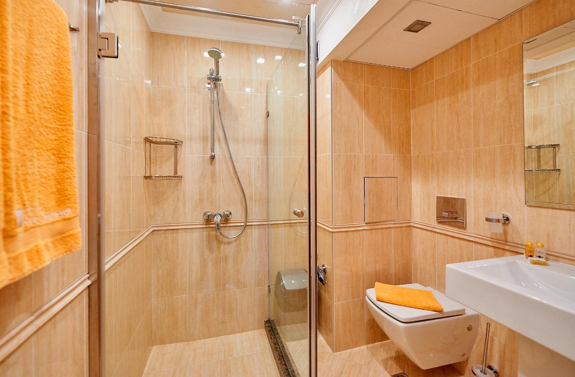 Aparthotel Boutique Rose Gardens Pomorie Esterno foto