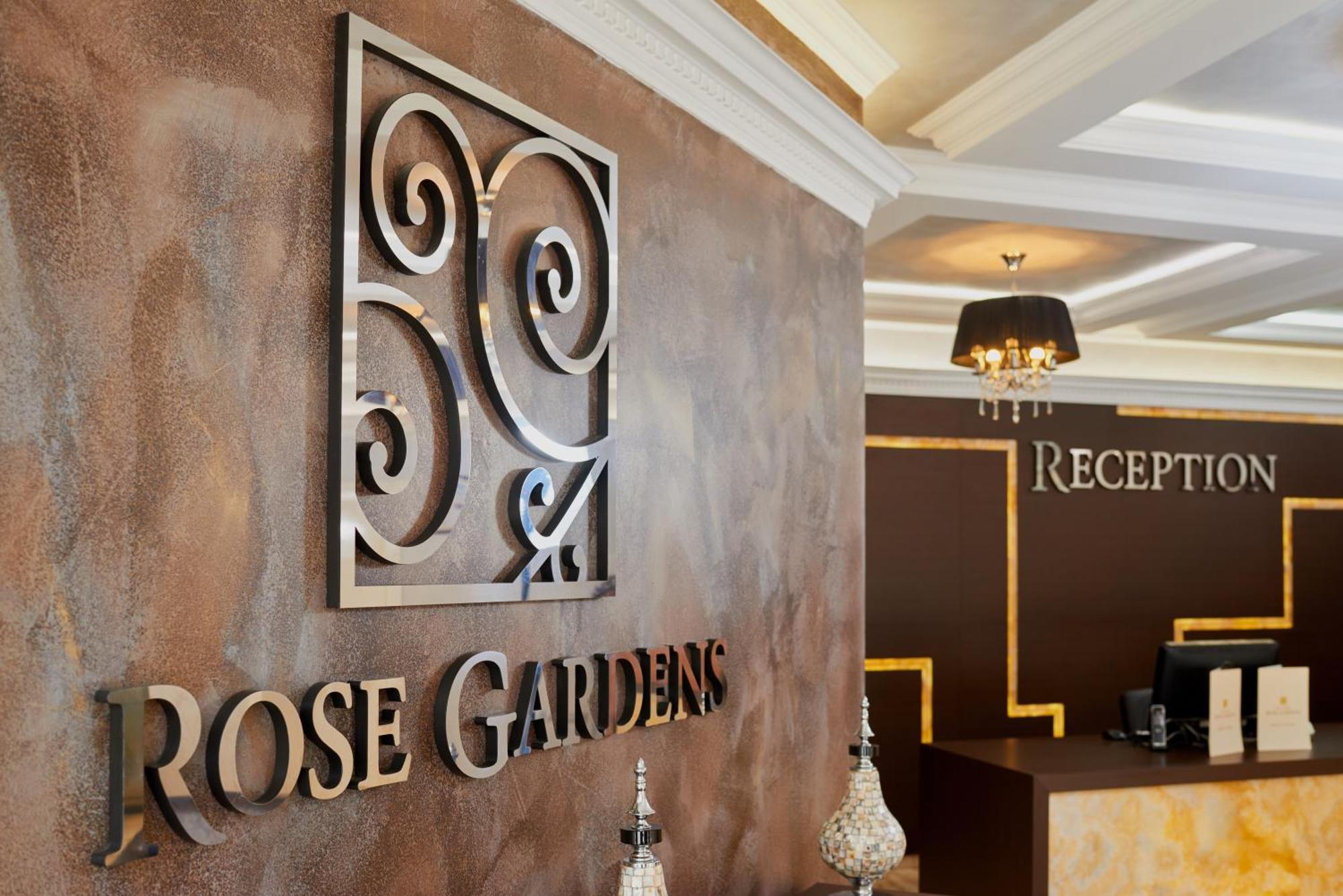 Aparthotel Boutique Rose Gardens Pomorie Esterno foto